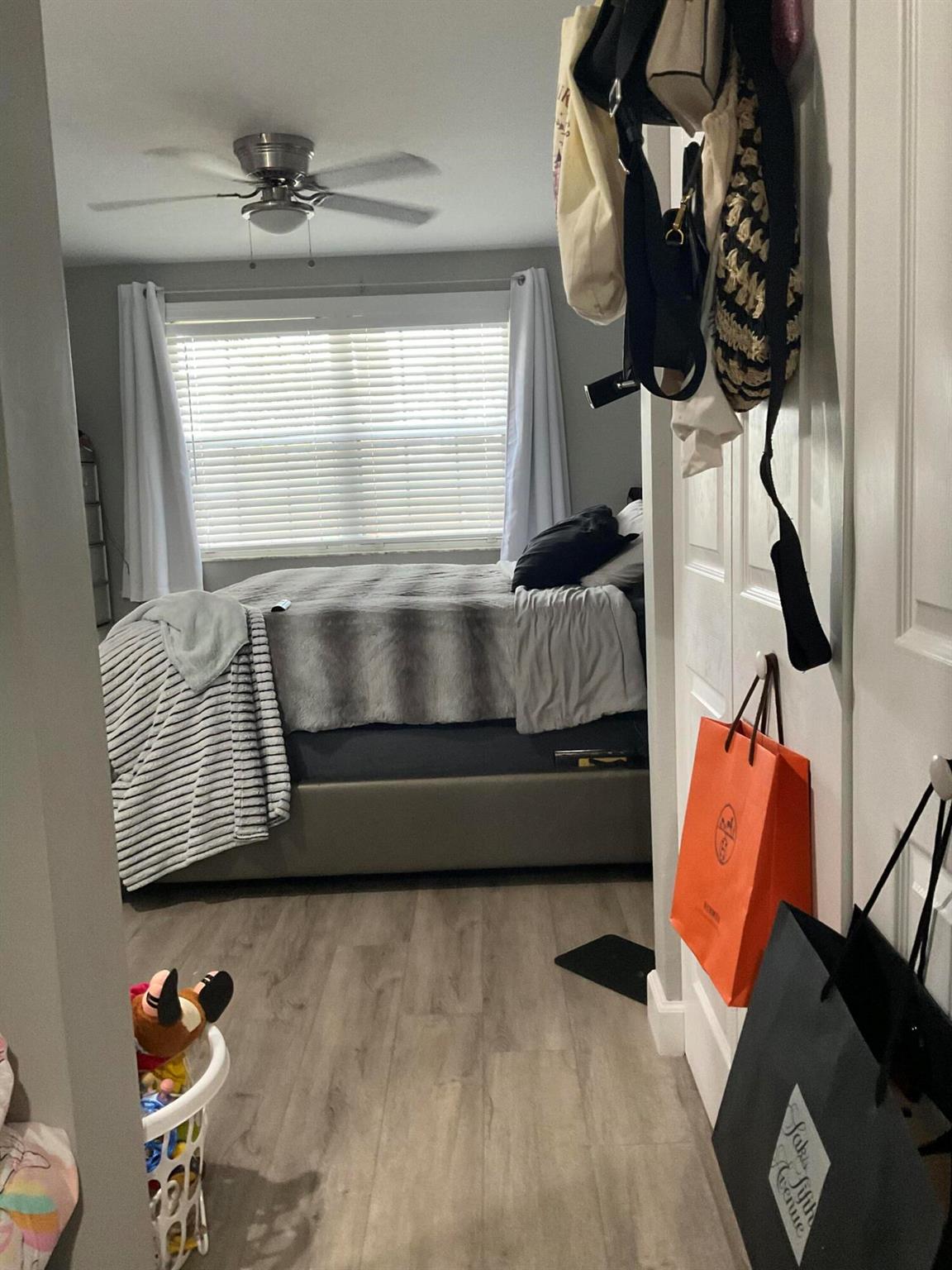 MIDPORT PLACE I, A CONDOM - Residential