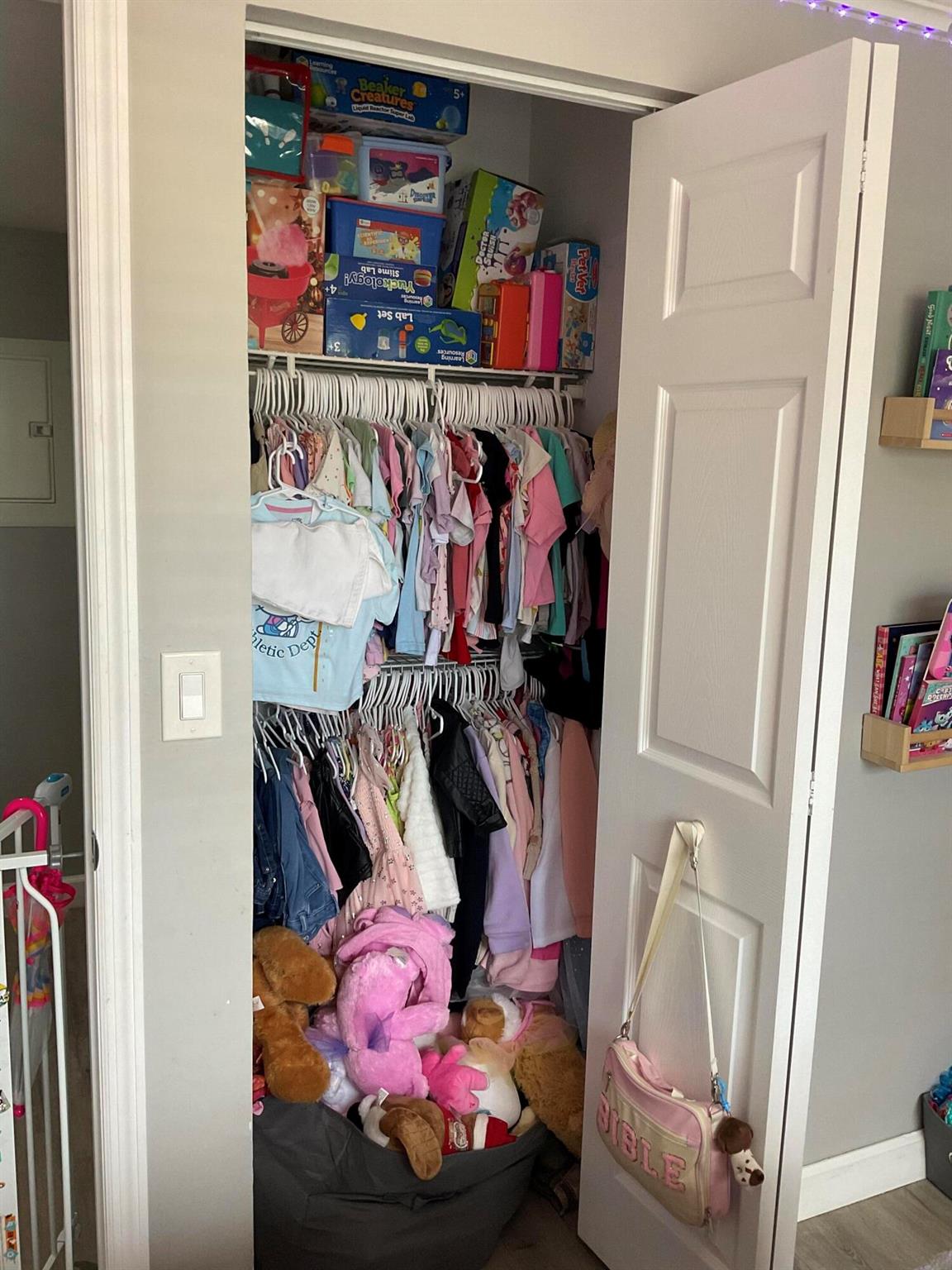 MIDPORT PLACE I, A CONDOM - Residential