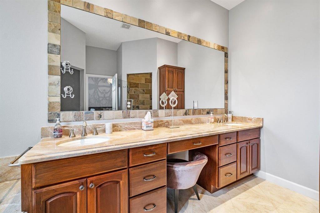 PALM BEACH POINT EAST - Residential