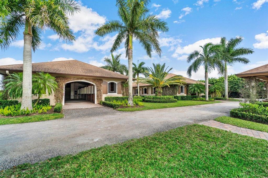 PALM BEACH POINT EAST - Residential