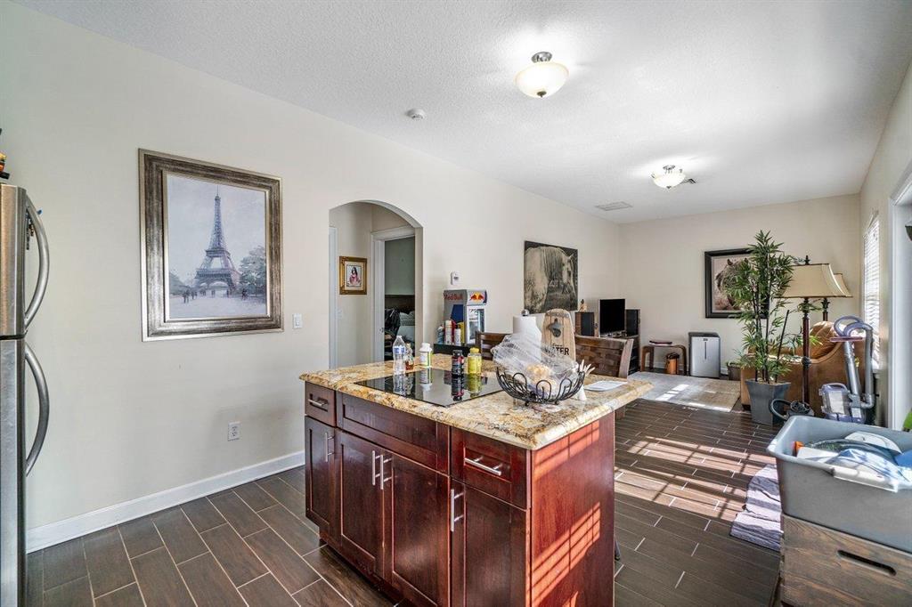 PALM BEACH POINT EAST - Residential