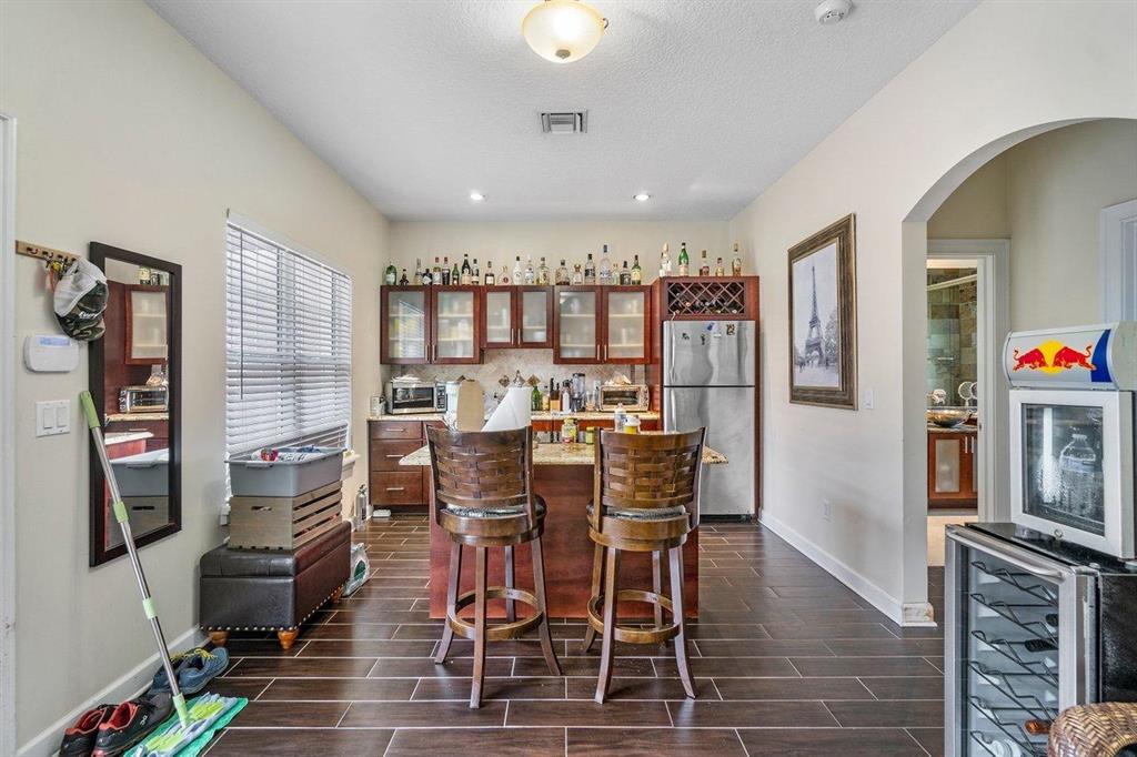 PALM BEACH POINT EAST - Residential