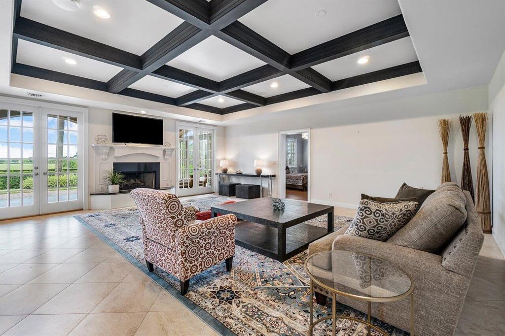 PALM BEACH POINT EAST - Residential