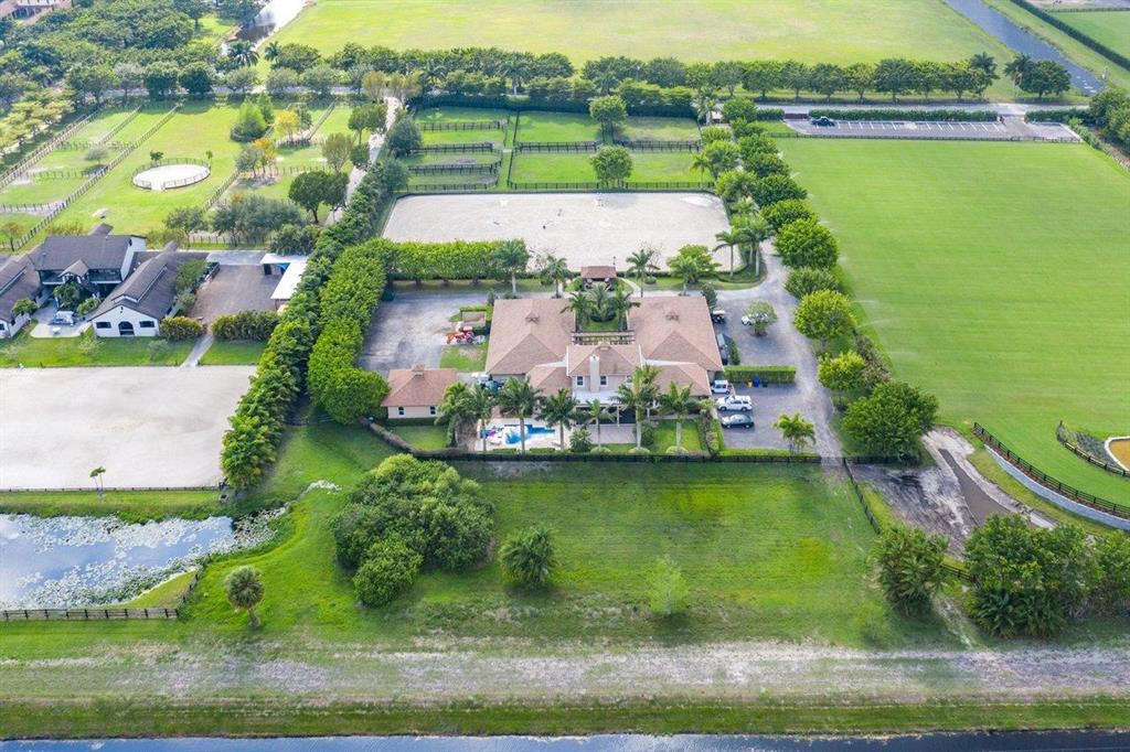 PALM BEACH POINT EAST - Residential