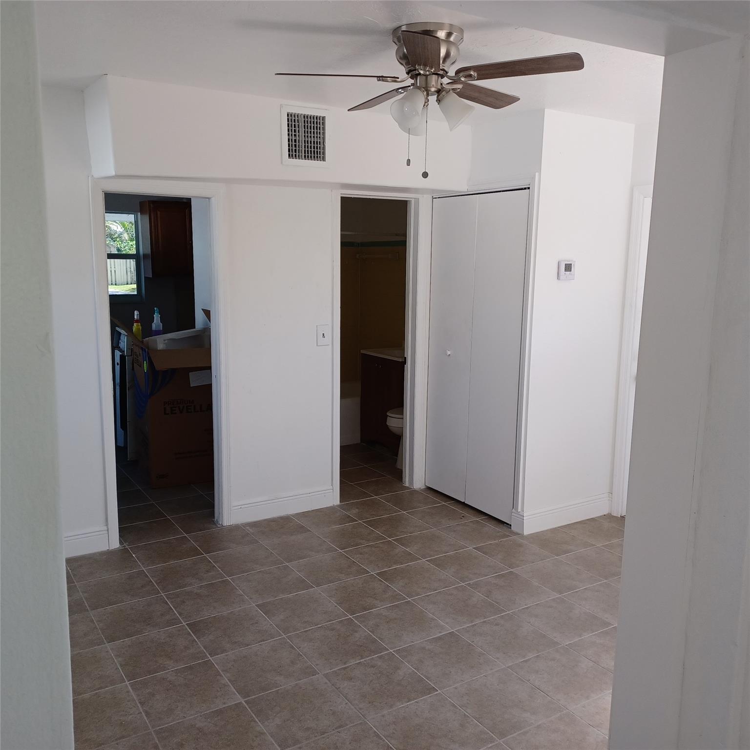 North Palm Beach 04 - Residential Lease