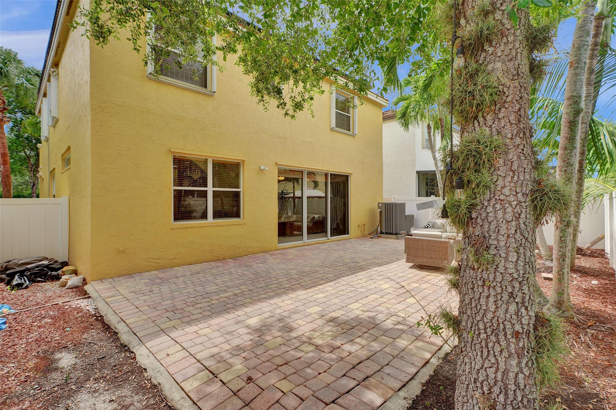 Riviera Isles III 172-36 - Residential