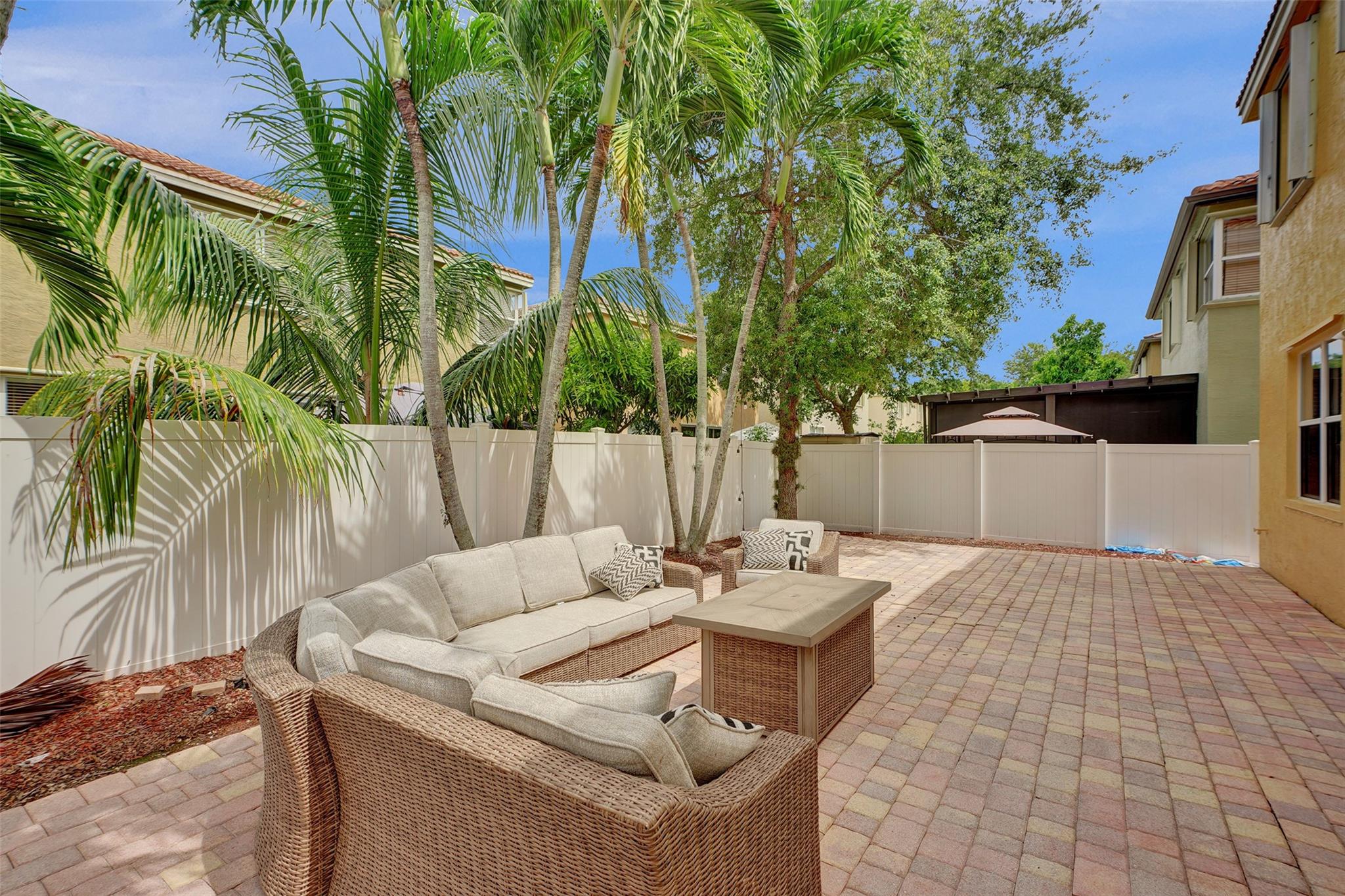Riviera Isles III 172-36 - Residential