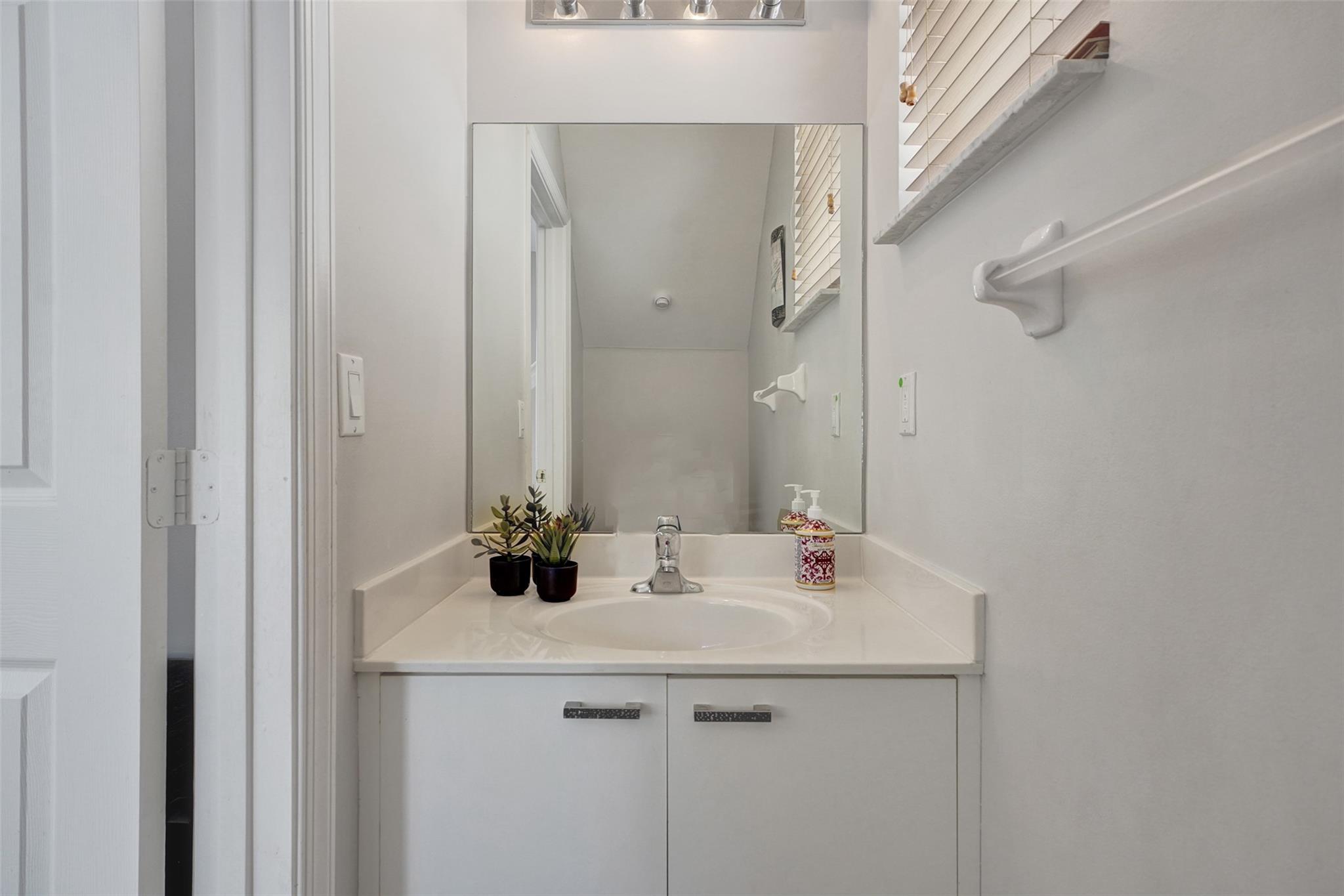 Riviera Isles III 172-36 - Residential