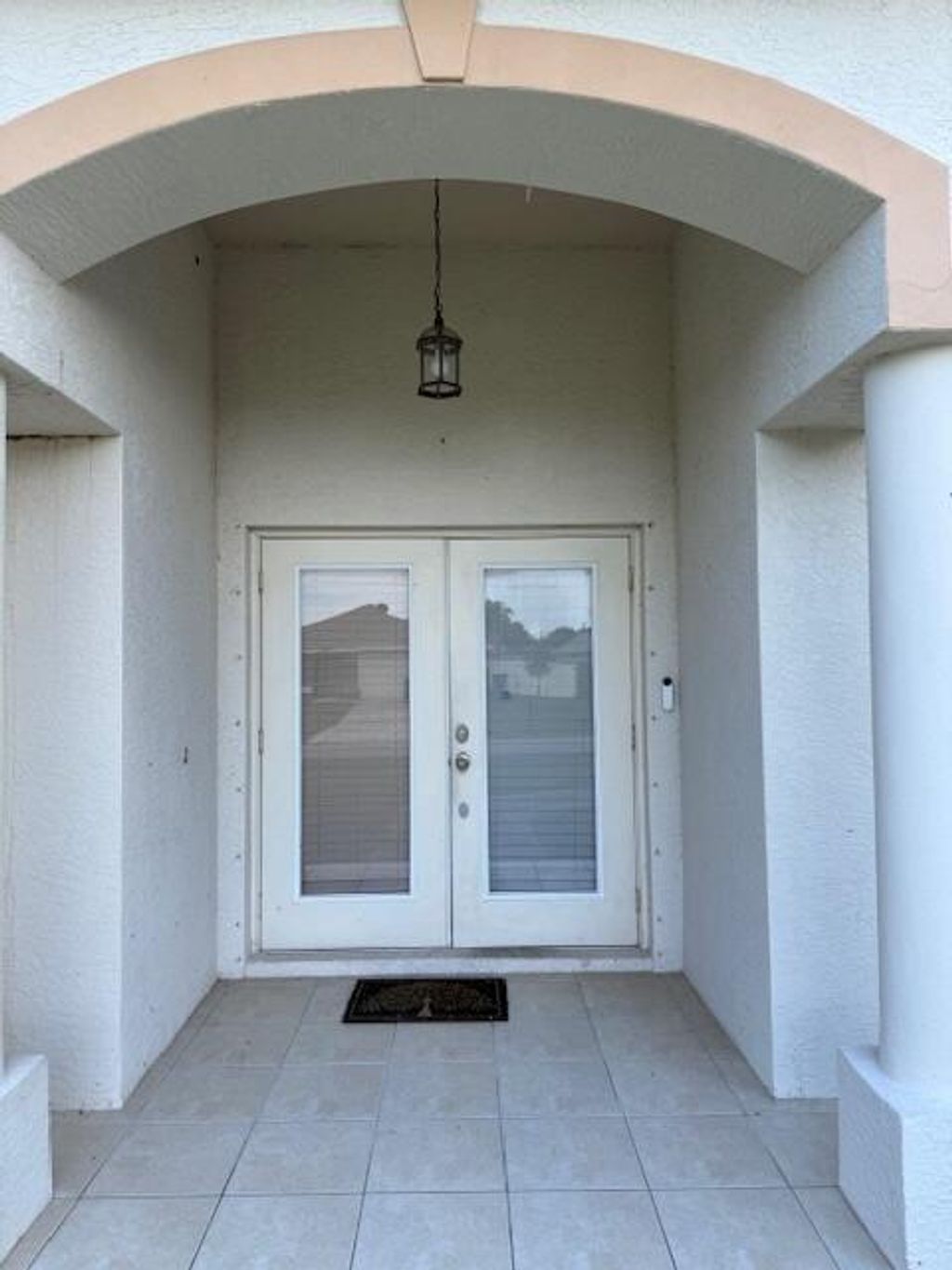 Photo of 2619 SW Ann Arbor Road, Port Saint Lucie, FL 34953 (MLS # B26018396)