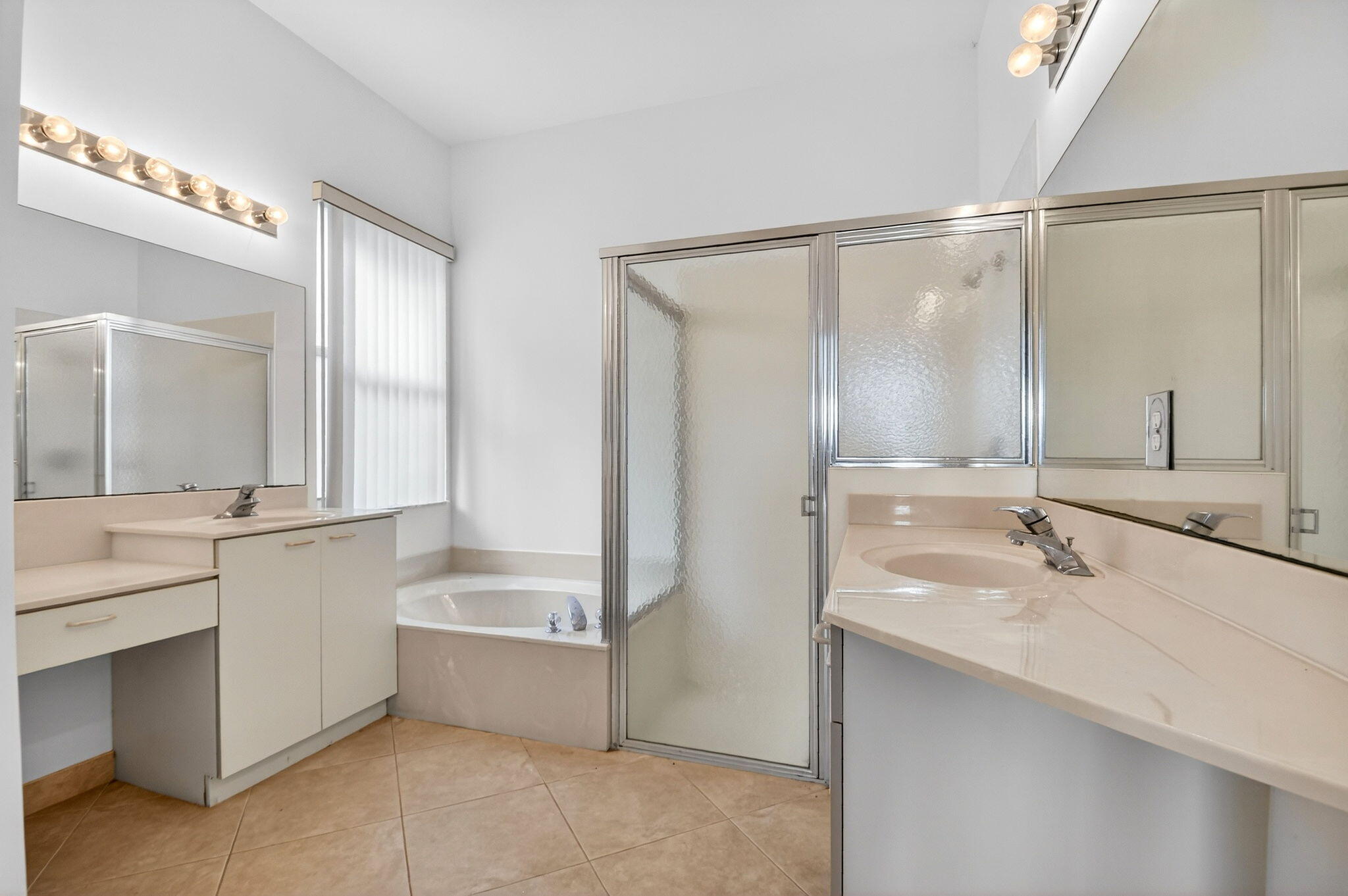 MADISON GREEN 1 PARS F, G AND I - Residential