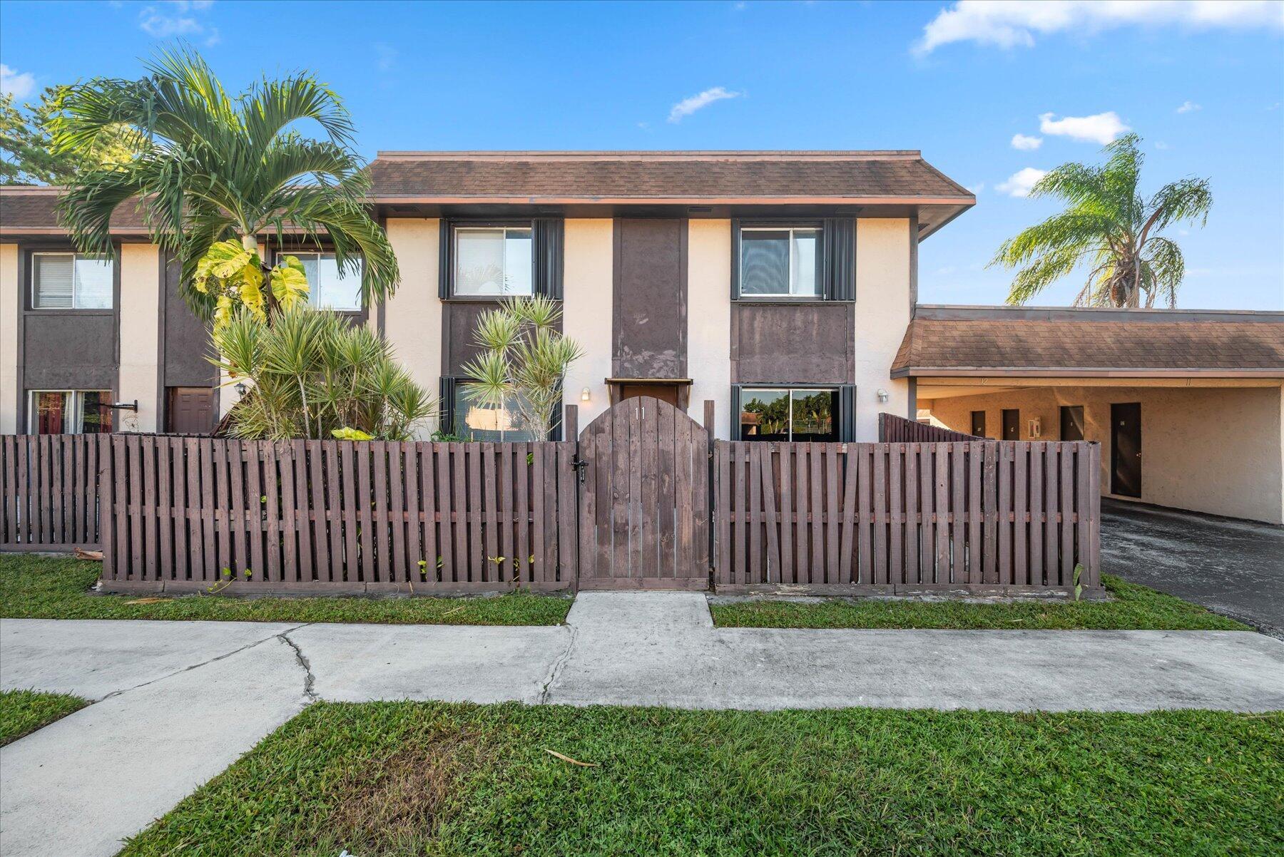 QUAIL HOLLOW CONDO - Residential Lease
