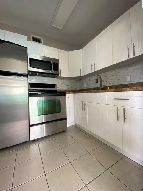 340 NE 11th Avenue Boynton Beach FL 33435