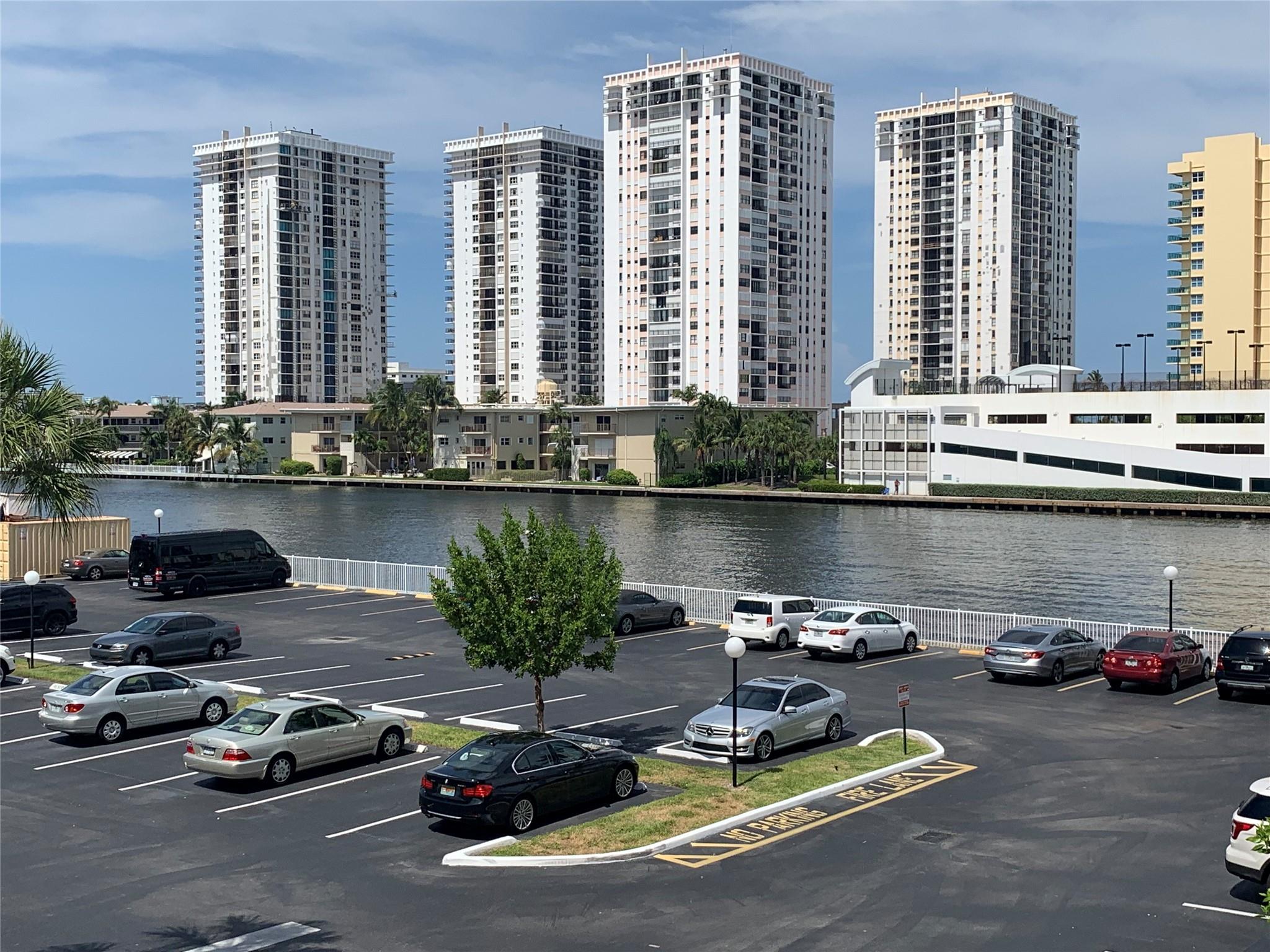 Rare find! Move-in ready, fully furnished, and completely remodeled 2-bedroom, 2-bath residence in Three Islands. Features an open kitchen with sleek stainless steel appliances, white cabinetry, and white countertops. Enjoy floor-to-ceiling windows and a balcony with stunning Intracoastal views. Oceanview Park is situated directly on the Intracoastal and offers resort-style amenities, including a heated pool, clubhouse, 2 tennis courts, 3 BBQ areas, and recreation facilities.