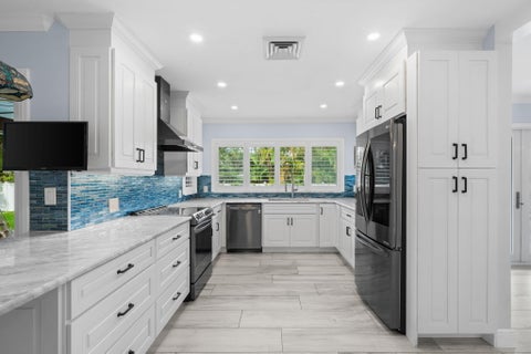 Tiny photo for 5100 NE 30TH Terrace, Lighthouse Point, FL 33064 (MLS # B26071146)