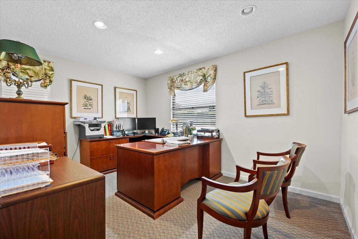 SADDLE TRAIL PARK OF WELL - Residential