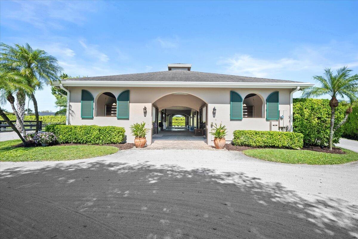 SADDLE TRAIL PARK OF WELL - Residential