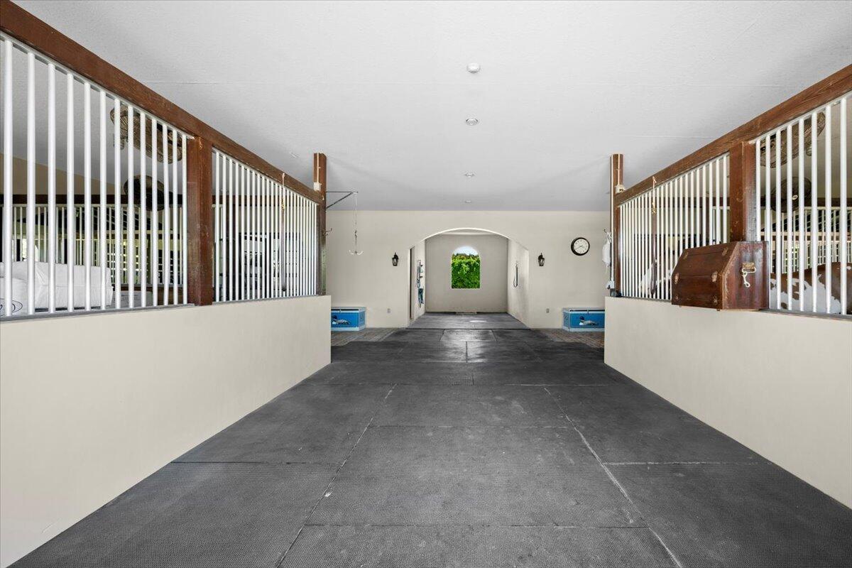 SADDLE TRAIL PARK OF WELL - Residential