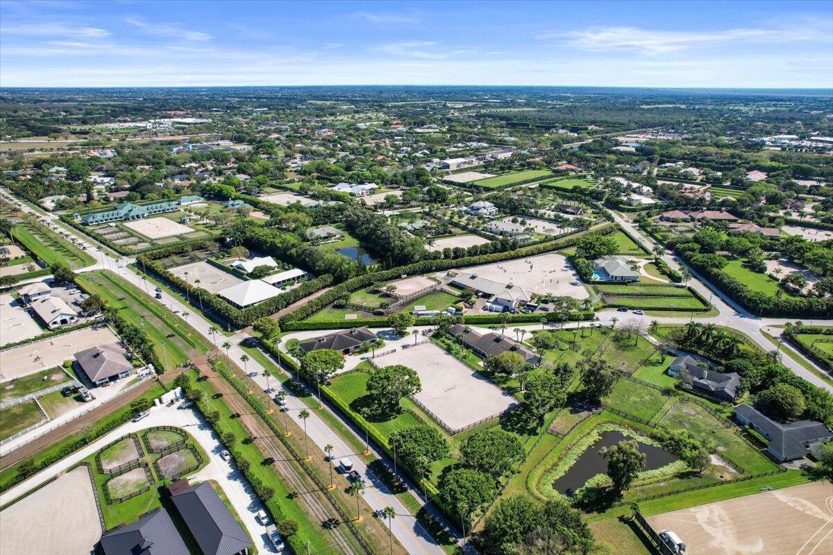 SADDLE TRAIL PARK OF WELL - Residential