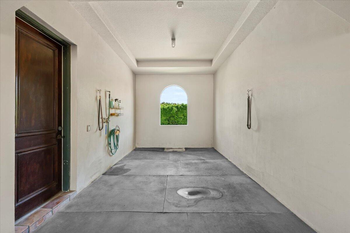 SADDLE TRAIL PARK OF WELL - Residential