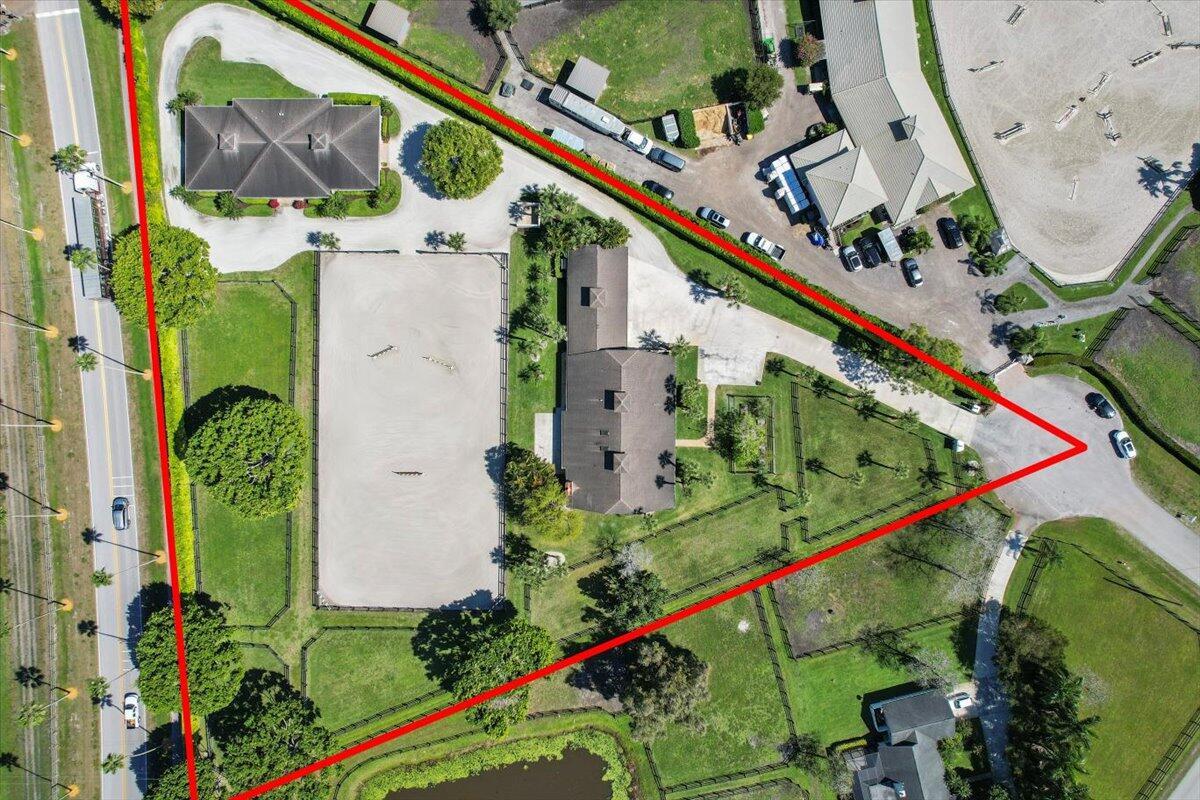 SADDLE TRAIL PARK OF WELL - Residential