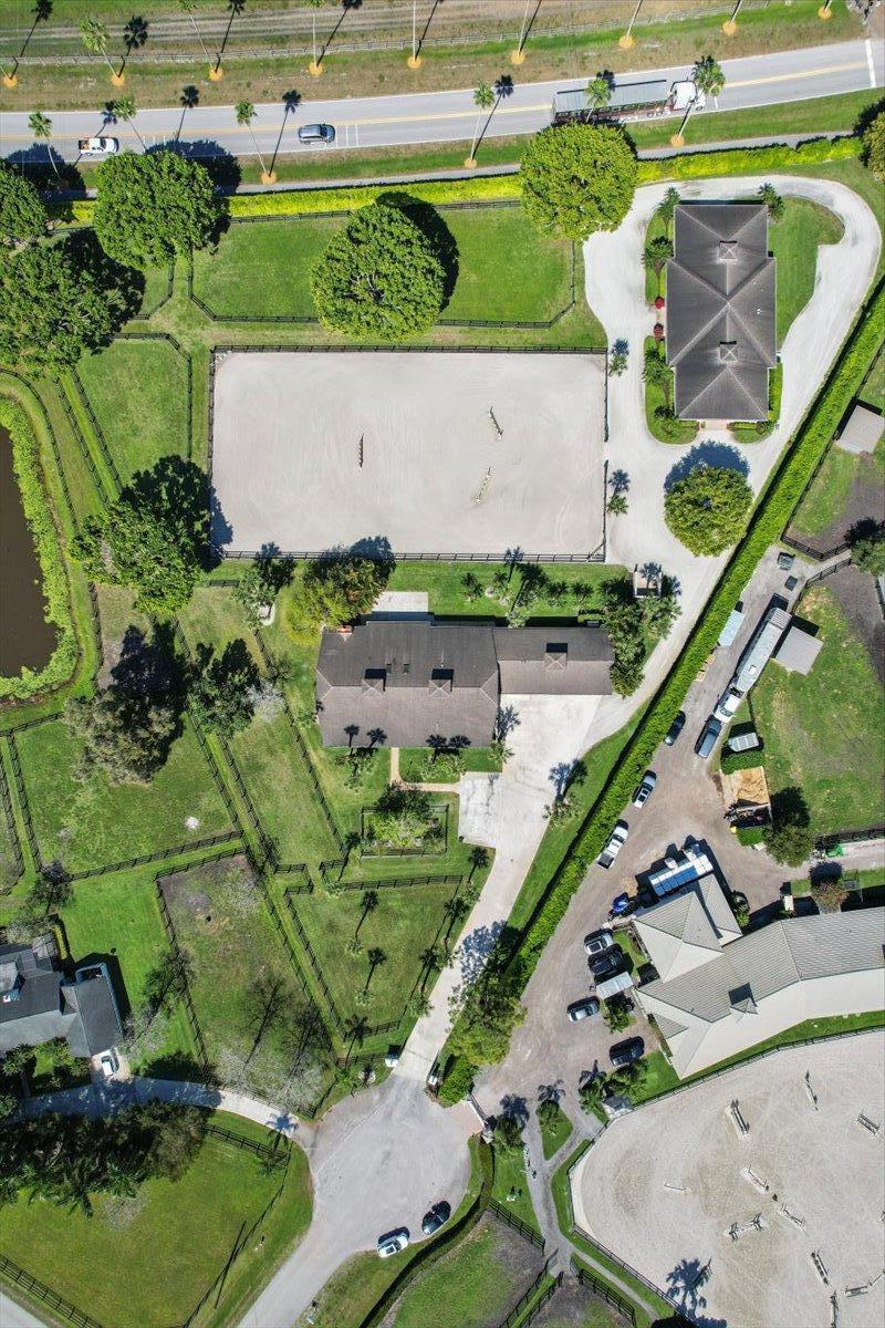 SADDLE TRAIL PARK OF WELL - Residential