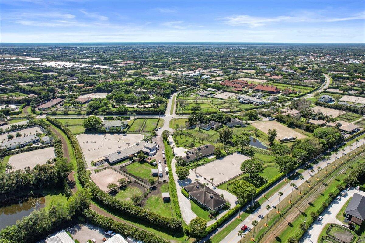 SADDLE TRAIL PARK OF WELL - Residential