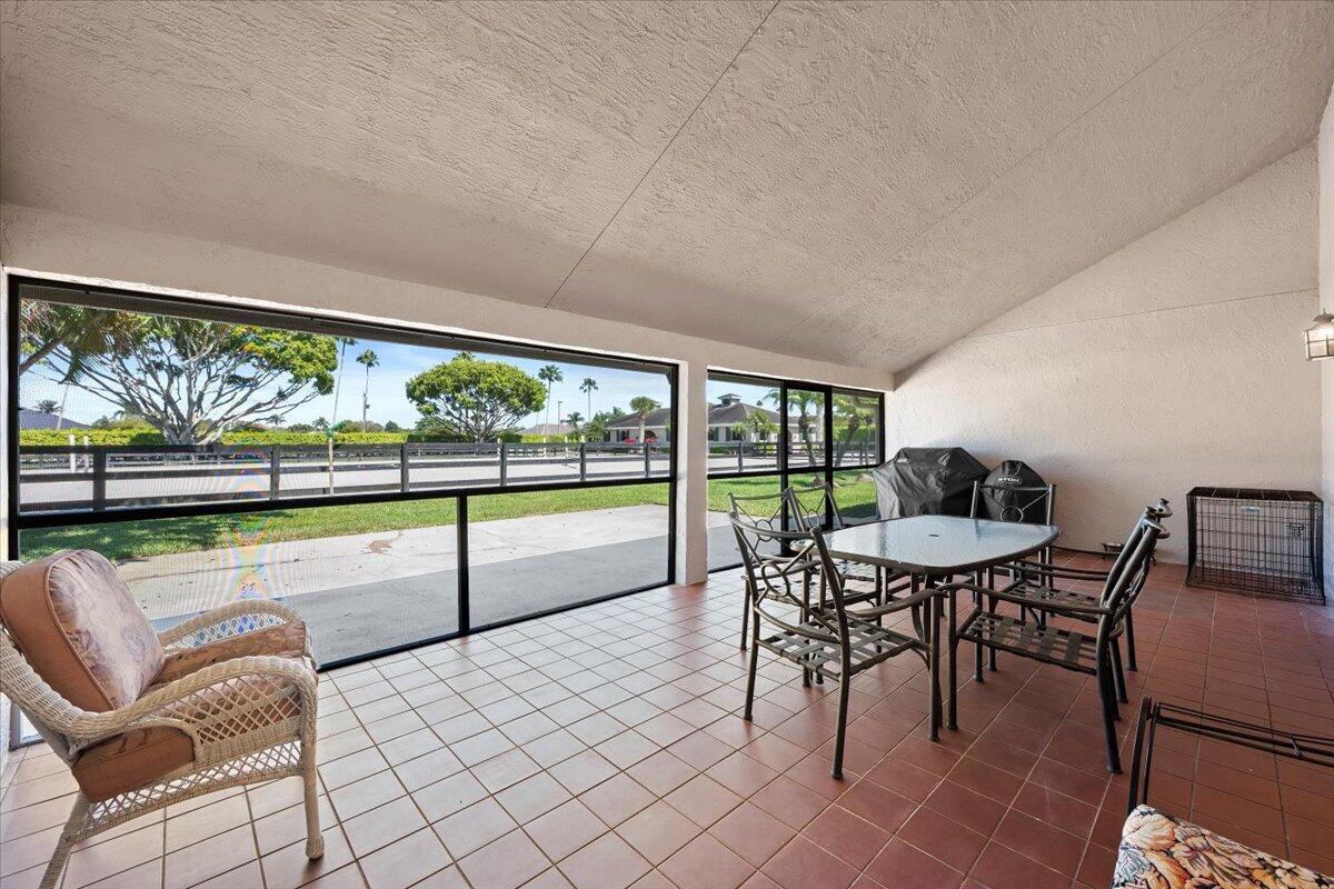 SADDLE TRAIL PARK OF WELL - Residential