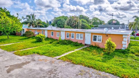 4583 Diekhans Road West Palm Beach FL 33417
