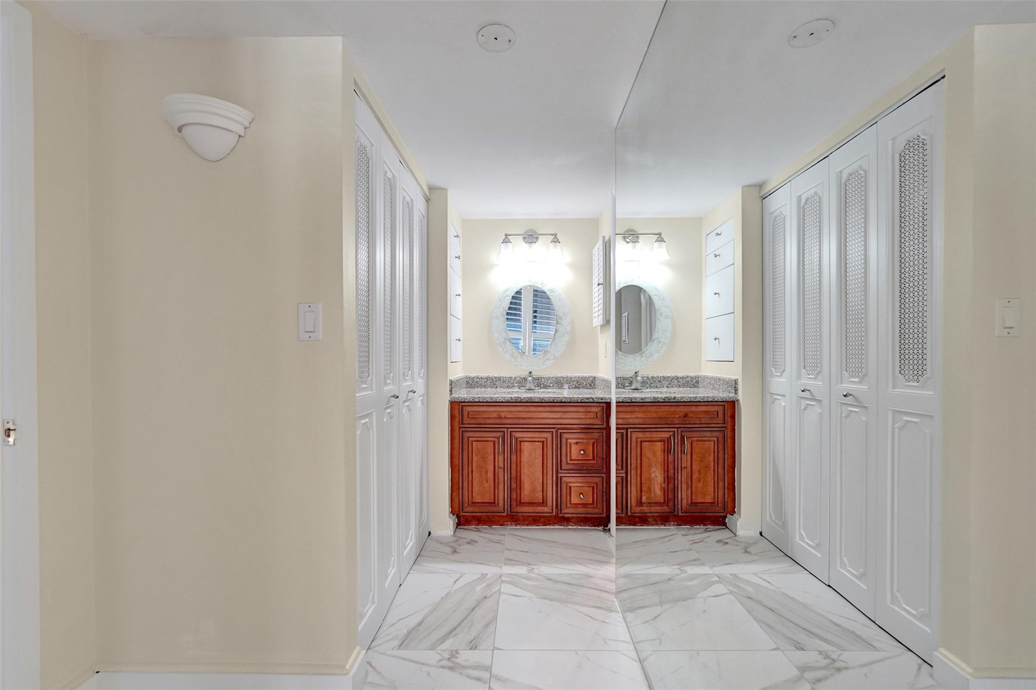 ISLAND CLUB - Residential