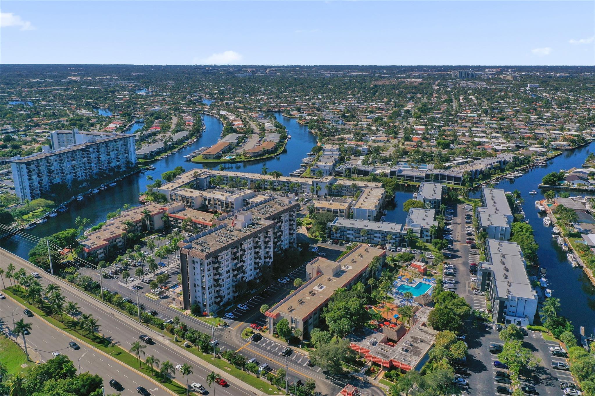 ISLAND CLUB - Residential