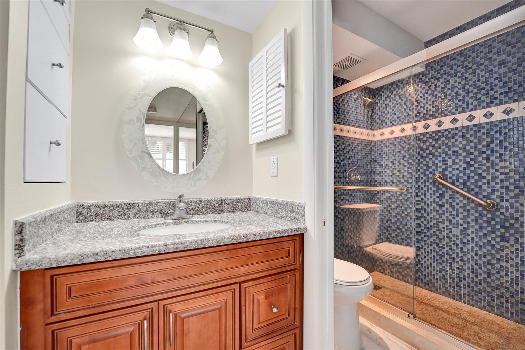 ISLAND CLUB - Residential