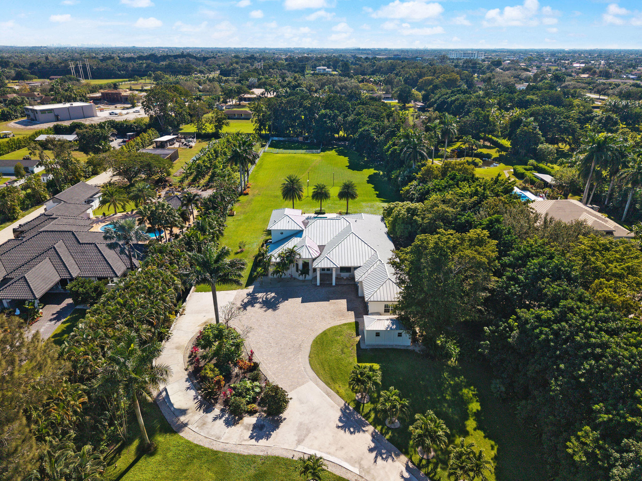 SUNSHINE RANCHES - Residential