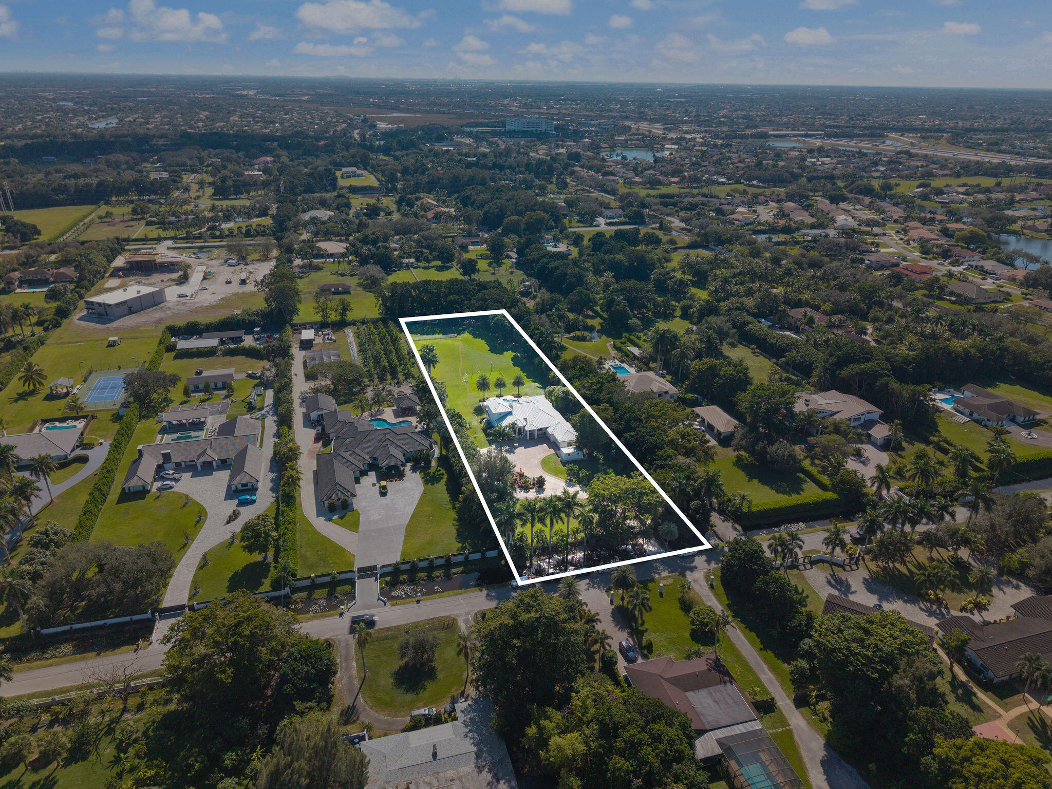 SUNSHINE RANCHES - Residential