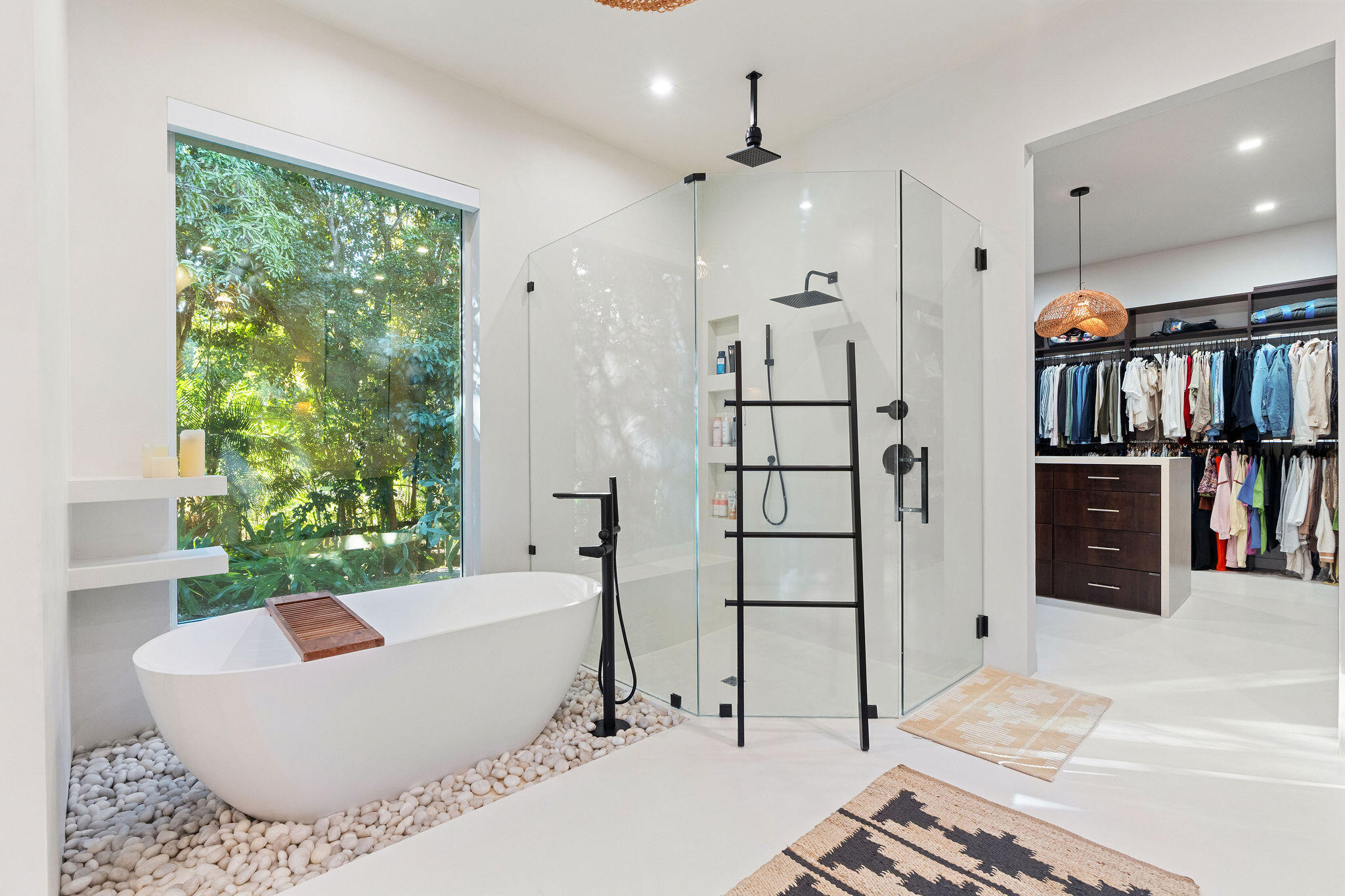 SUNSHINE RANCHES - Residential