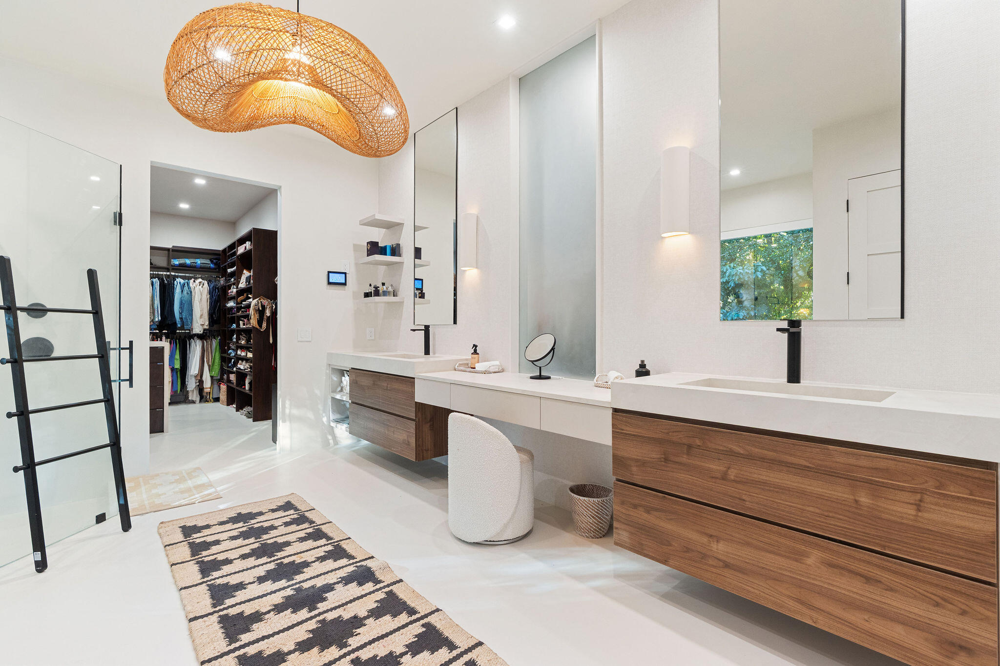 SUNSHINE RANCHES - Residential