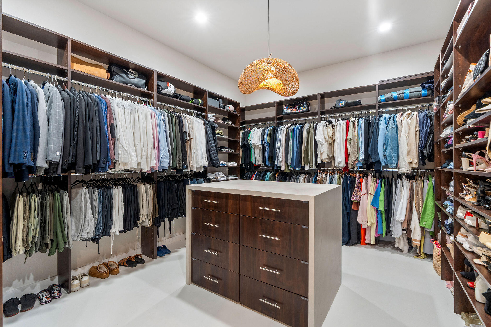 SUNSHINE RANCHES - Residential