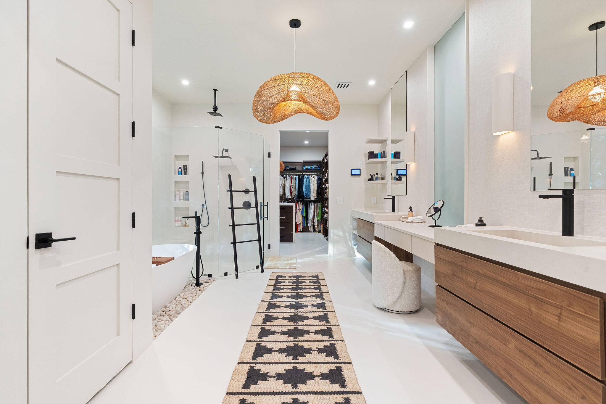 SUNSHINE RANCHES - Residential