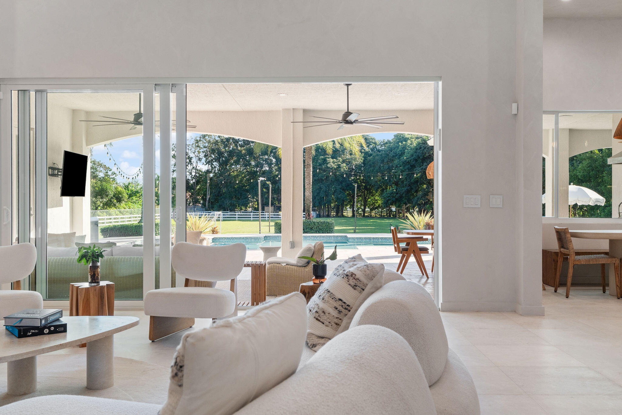 SUNSHINE RANCHES - Residential