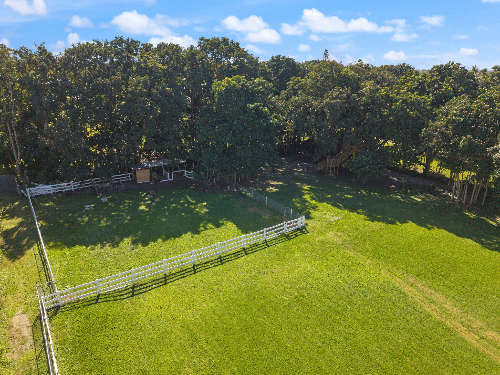 SUNSHINE RANCHES - Residential