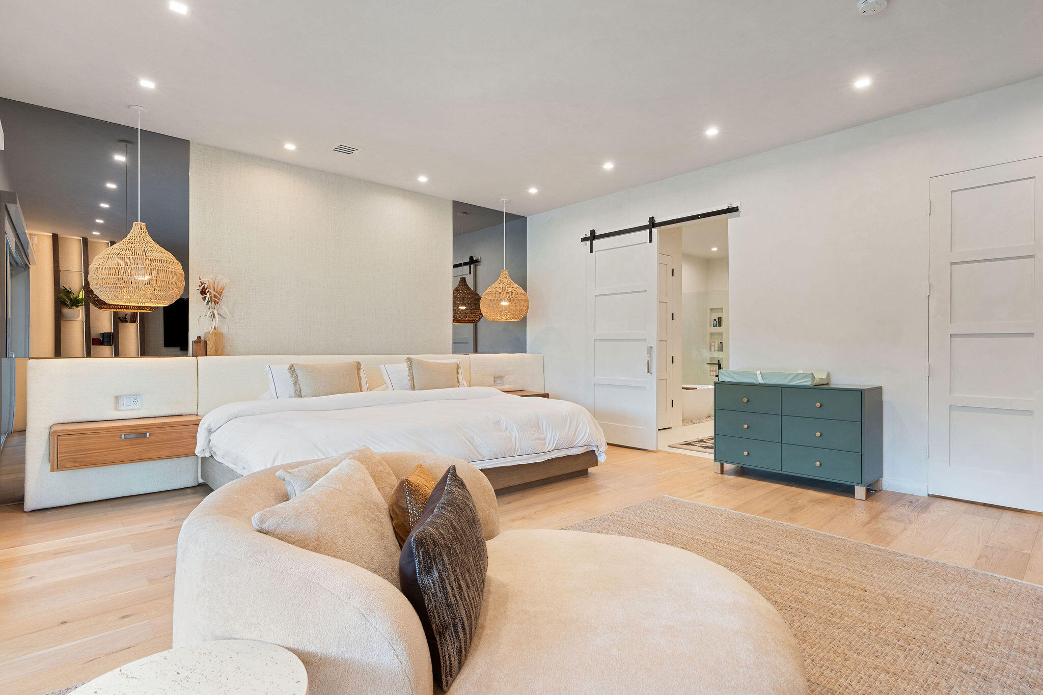 SUNSHINE RANCHES - Residential