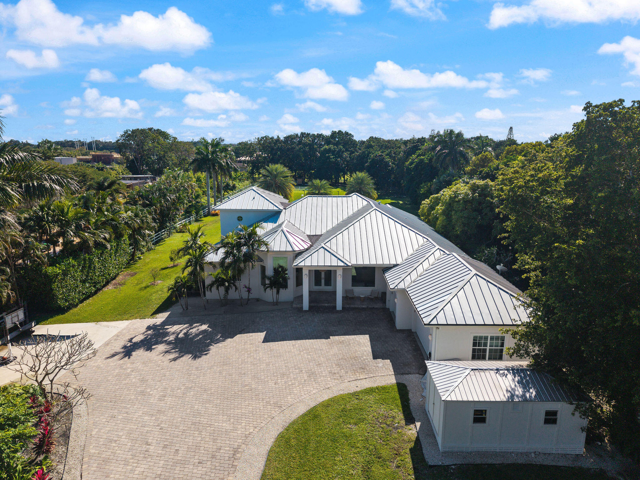 SUNSHINE RANCHES - Residential