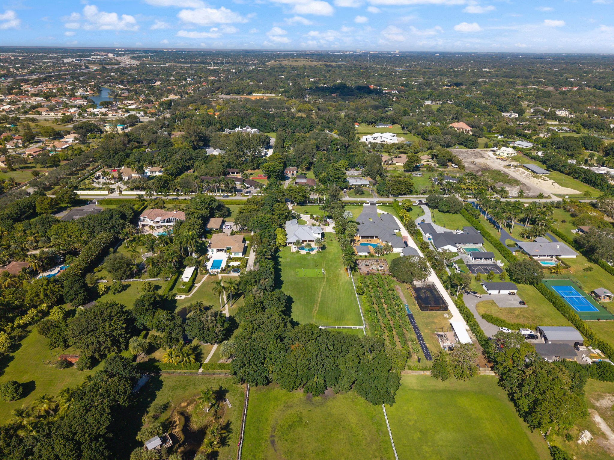 SUNSHINE RANCHES - Residential