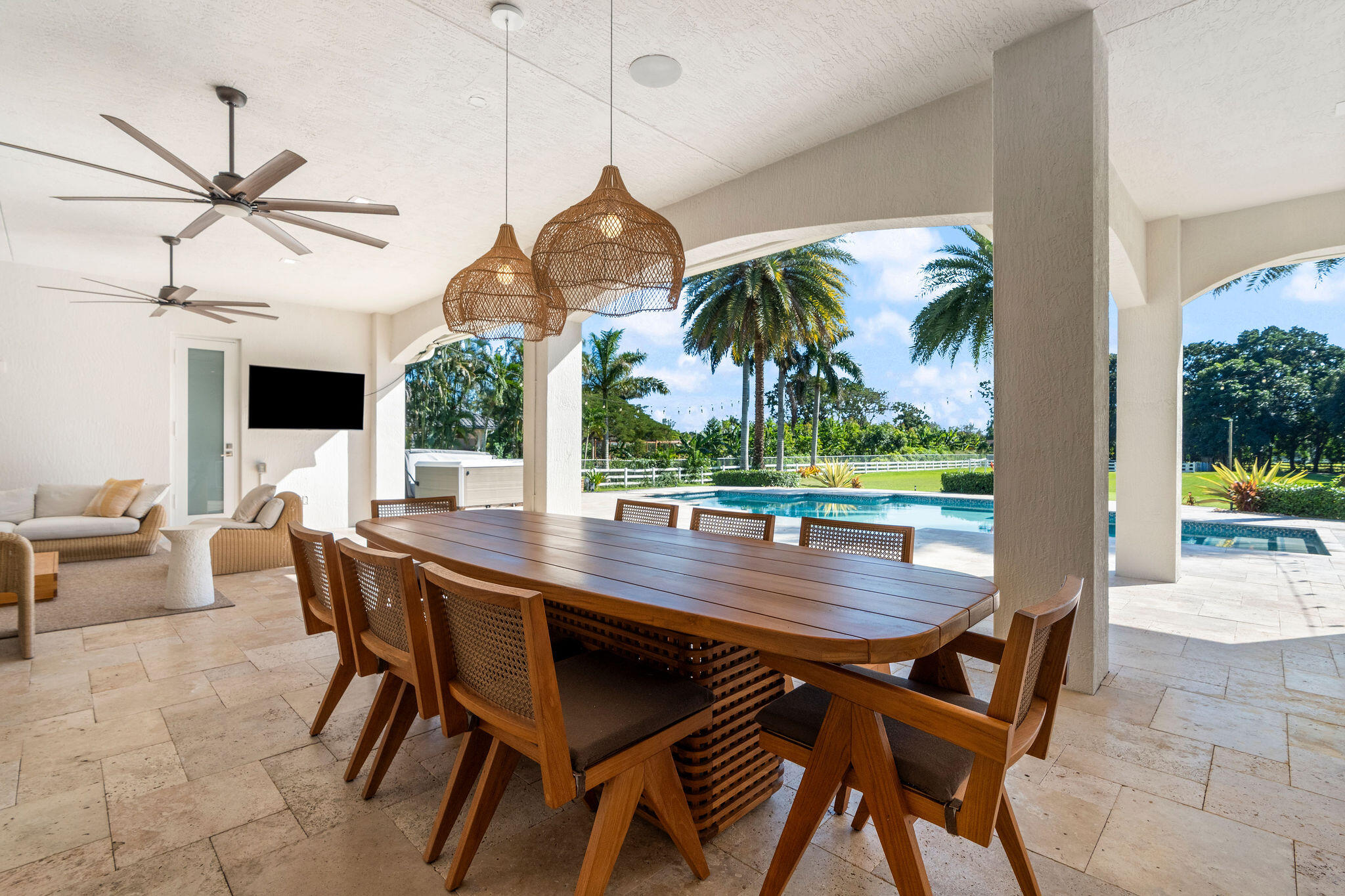 SUNSHINE RANCHES - Residential