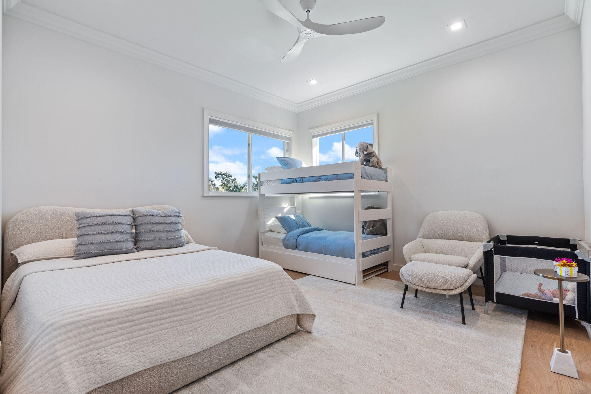 SUNSHINE RANCHES - Residential