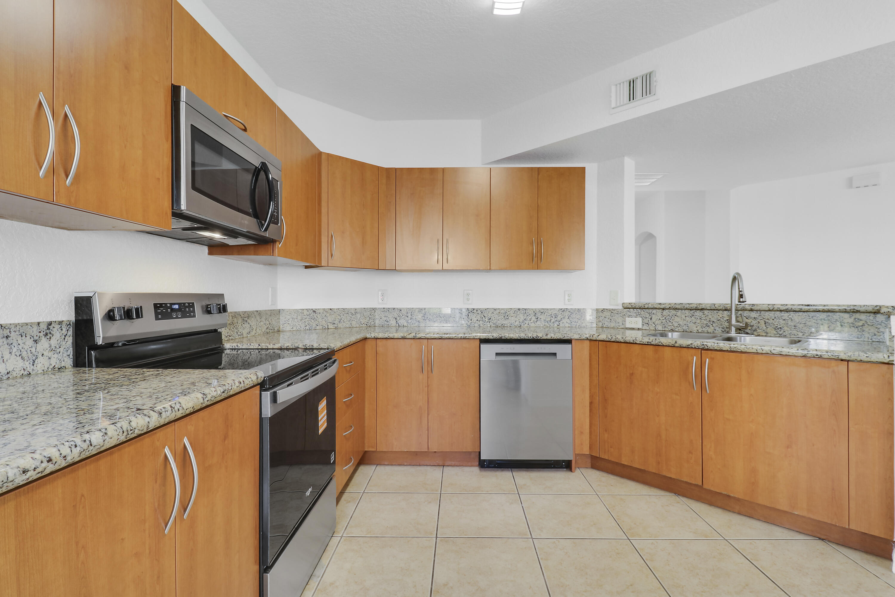 The Belmont at St. Lucie West - Residential