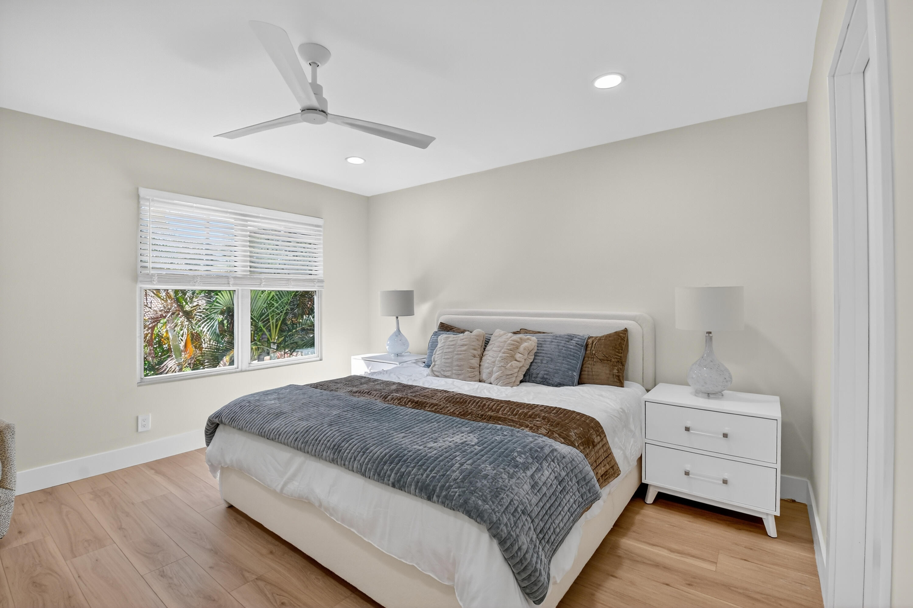 CEDAR CAY - Residential Lease