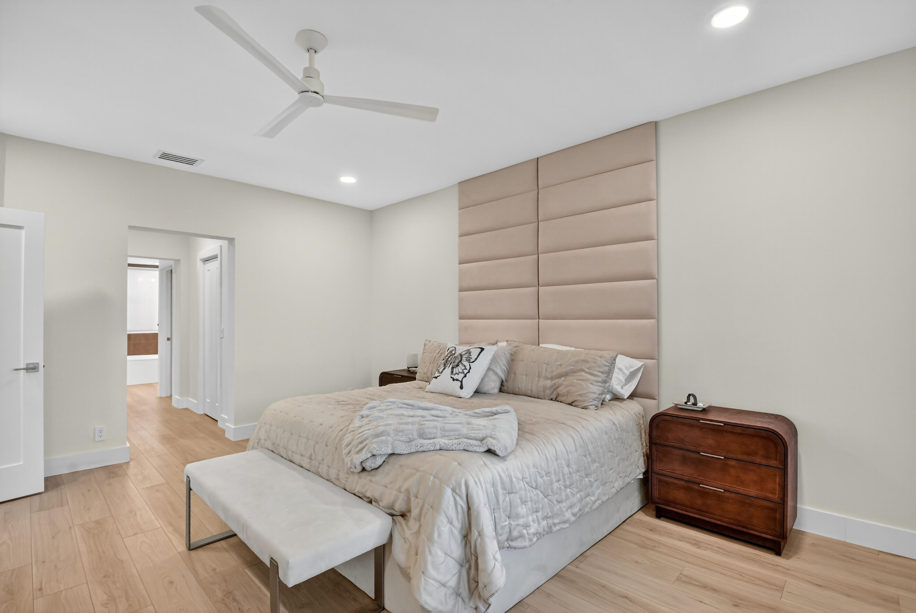 CEDAR CAY - Residential Lease