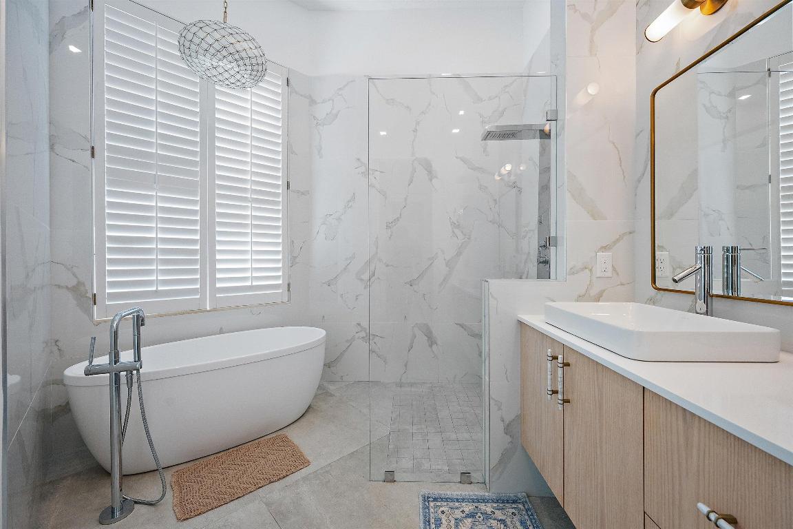 EAGLES LANDING OF P B POLO AND COUNTRY CLUB - Residential