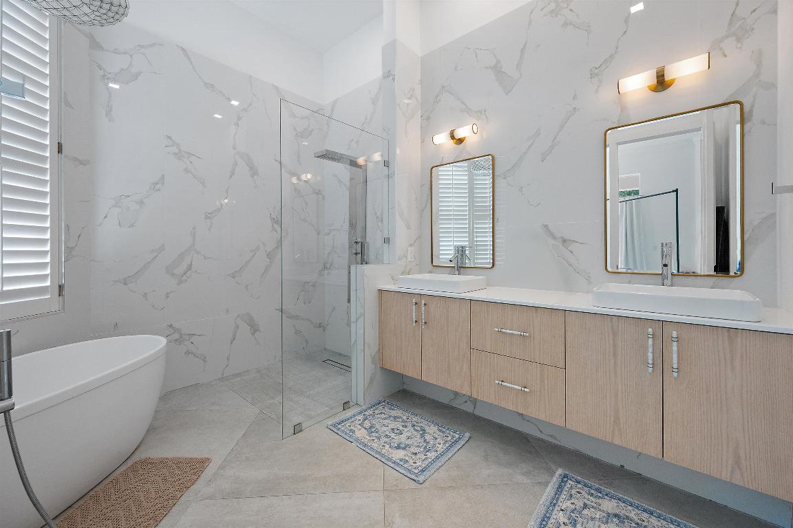 EAGLES LANDING OF P B POLO AND COUNTRY CLUB - Residential