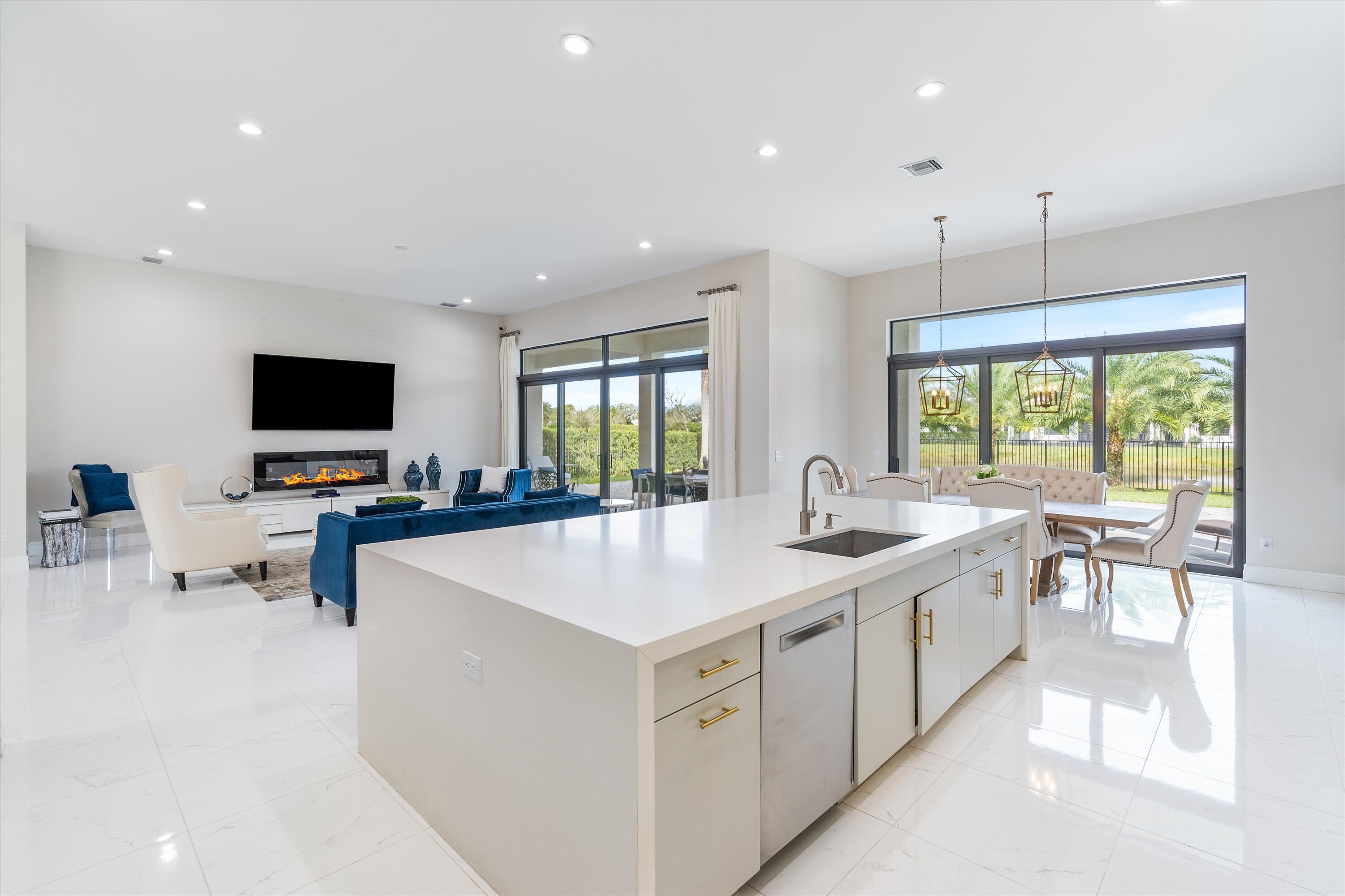 BOCA BRIDGES - Residential